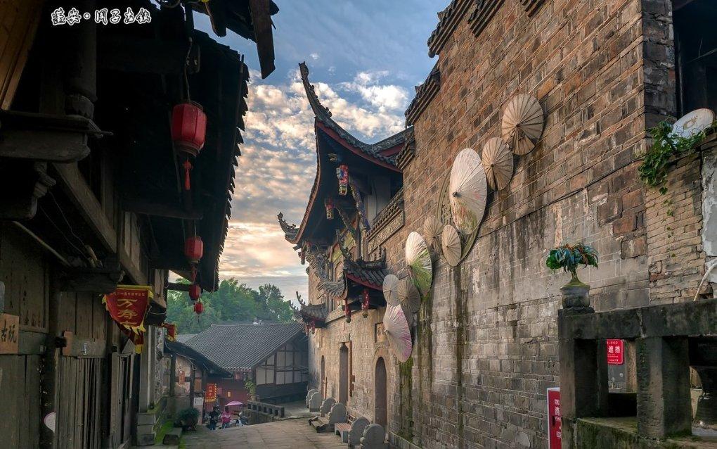 逃离遗弃的建筑3